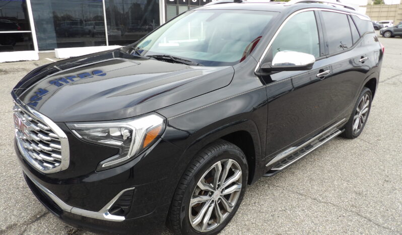 
								2018 GMC Terrain Denali SUV full									