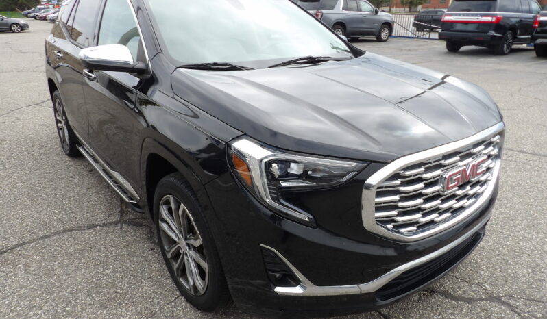 
								2018 GMC Terrain Denali SUV full									