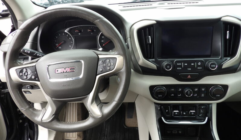 
								2018 GMC Terrain Denali SUV full									
