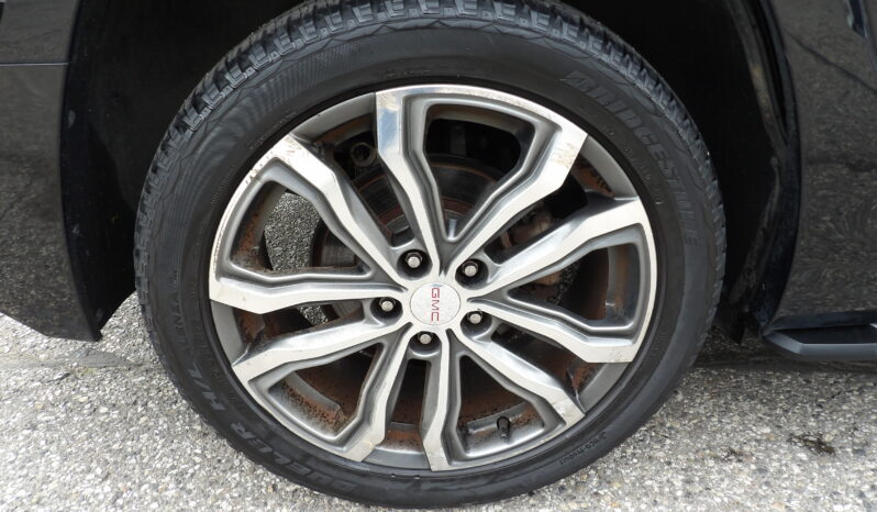 
								2018 GMC Terrain Denali SUV full									