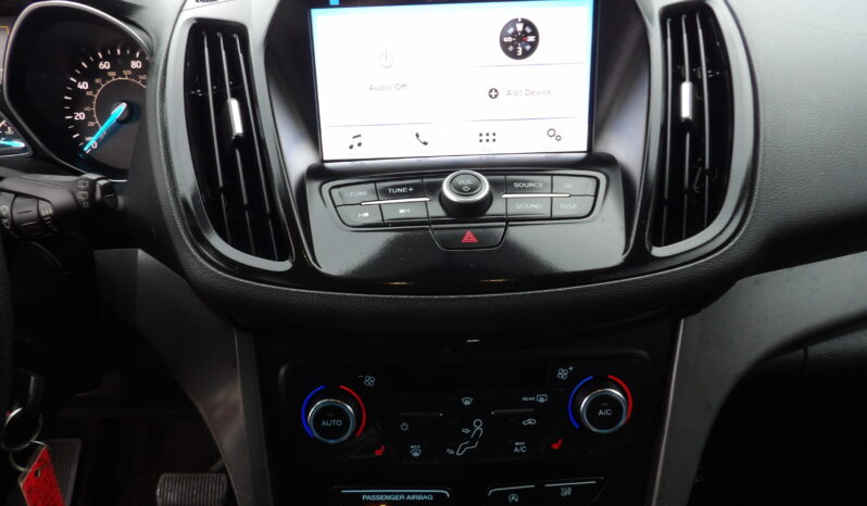 
2017 Ford Escape SE SUV full									