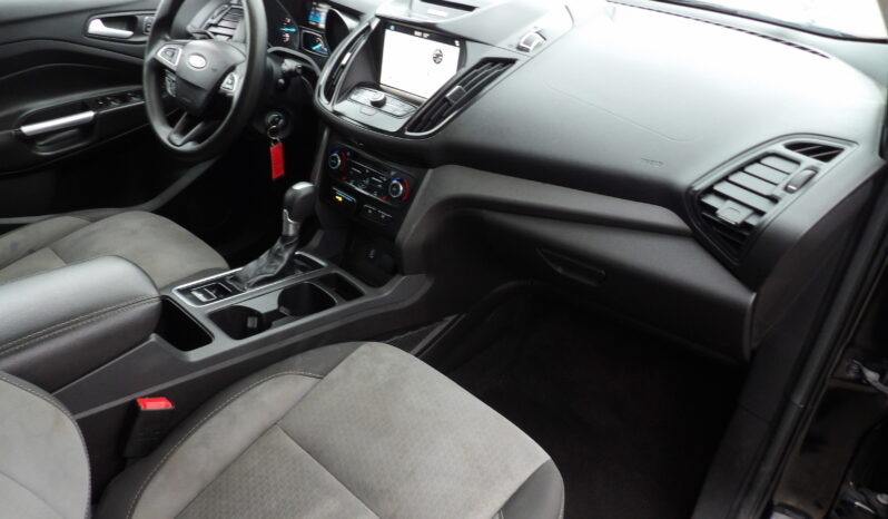 
2017 Ford Escape SE SUV full									