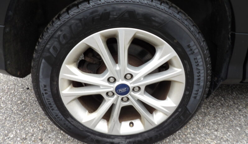 
2017 Ford Escape SE SUV full									