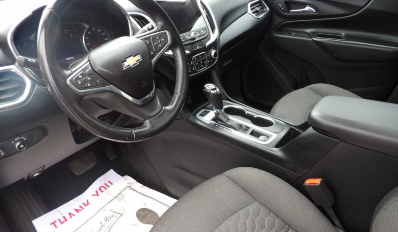 
								2019 Chevrolet Equinox LT SUV full									
