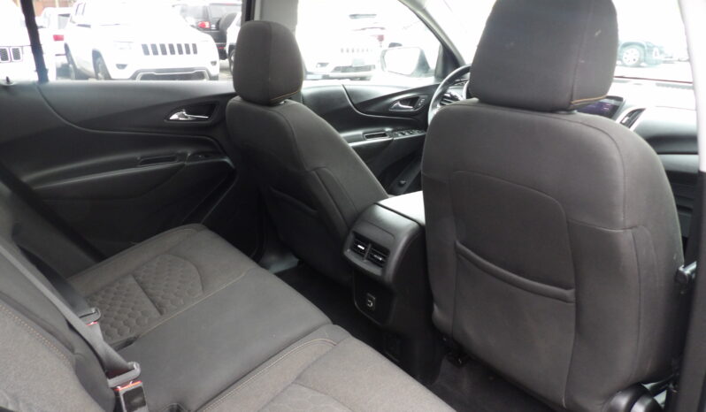 
								2019 Chevrolet Equinox LT SUV full									