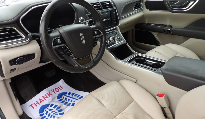 
2017 Lincoln Continental Select Sedan full									
