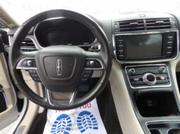 2017 Lincoln Continental Select Sedan full