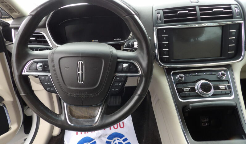 
2017 Lincoln Continental Select Sedan full									