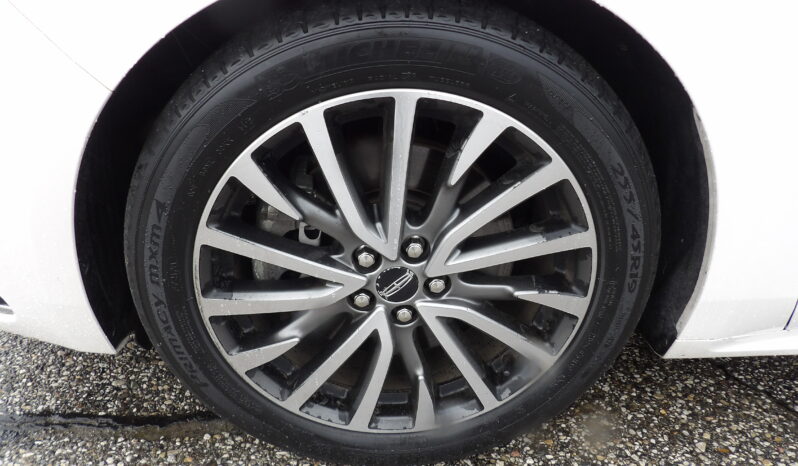 
2017 Lincoln Continental Select Sedan full									