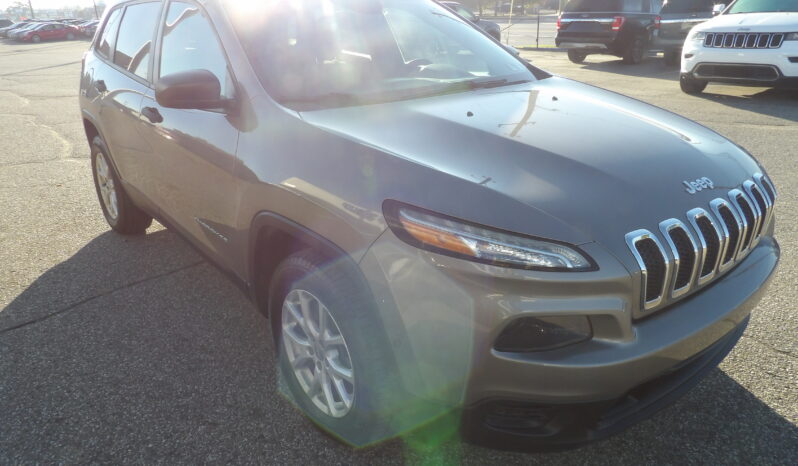 
								2017 Jeep Cherokee Sport SUV full									
