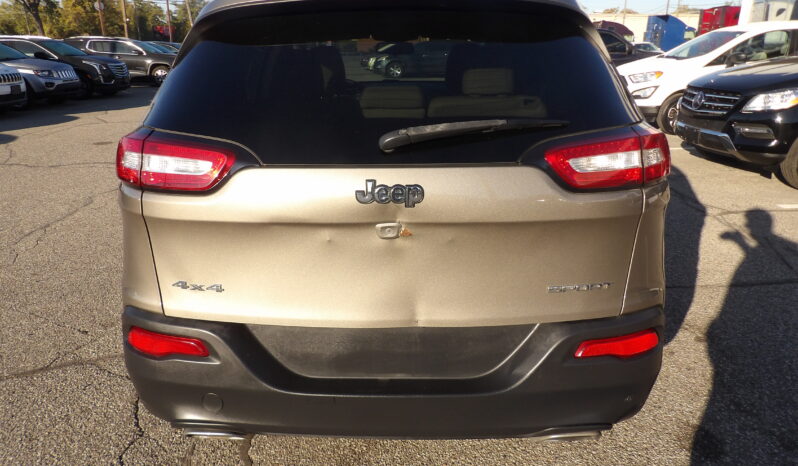 
								2017 Jeep Cherokee Sport SUV full									