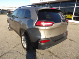 
										2017 Jeep Cherokee Sport SUV full									
