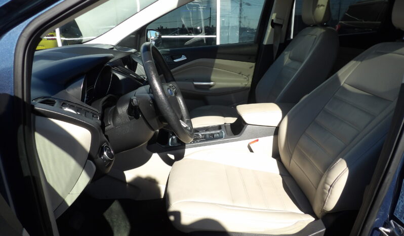 
								2018 Ford Escape Titanium SUV full									