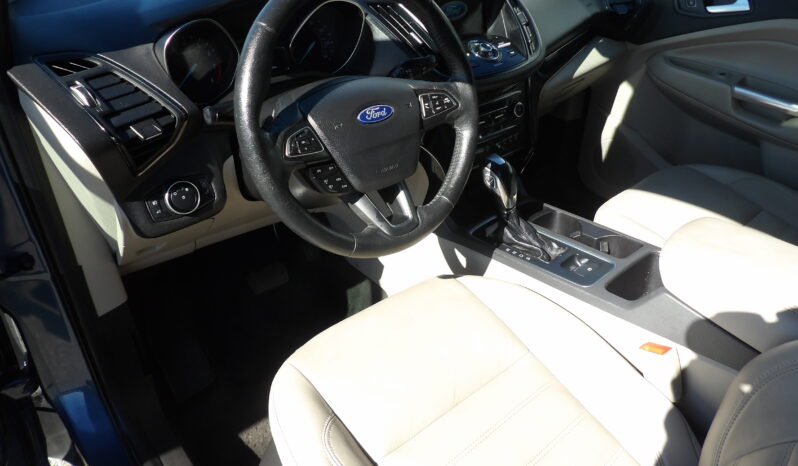
								2018 Ford Escape Titanium SUV full									