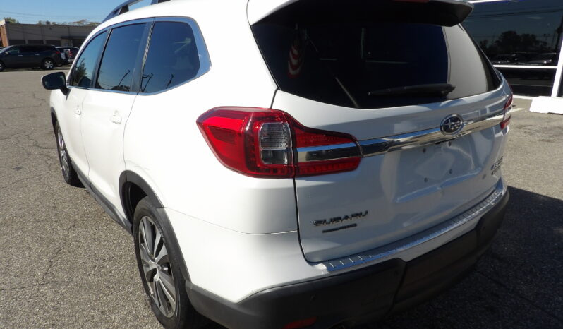 
								2020 Subaru Ascent Limited 8-Passenger SUV full									