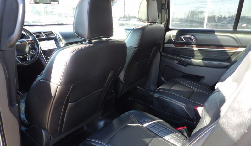 
								2019 Ford Explorer Platinum SUV full									