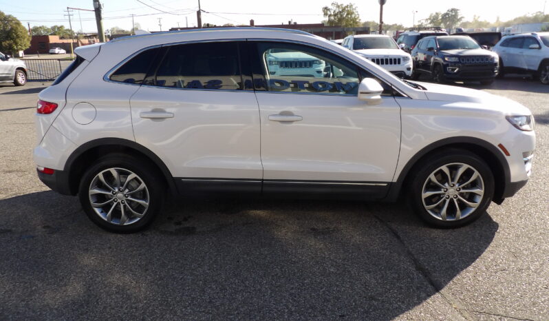 
								2019 Lincoln MKC Select SUV full									