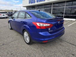 2014 Ford Focus Titanium Sedan full