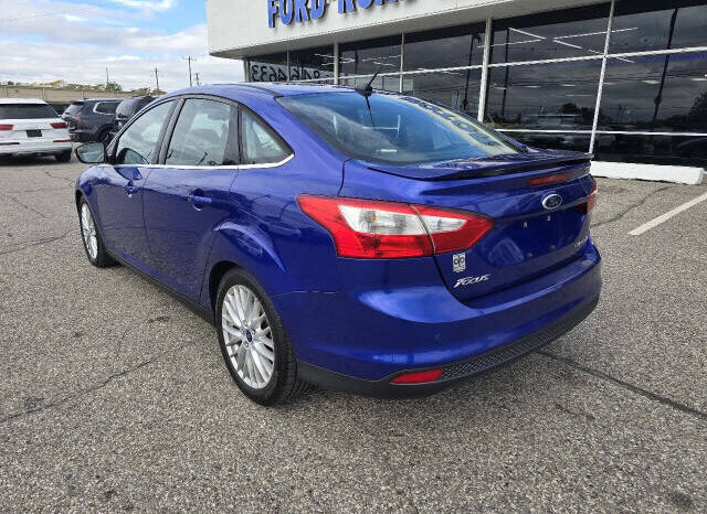 
								2014 Ford Focus Titanium Sedan full									