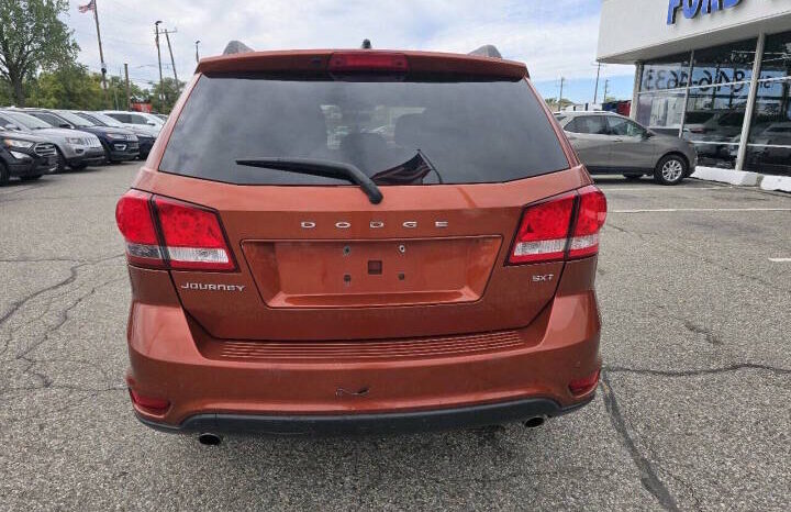 
2012 Dodge Journey SXT SUV full									