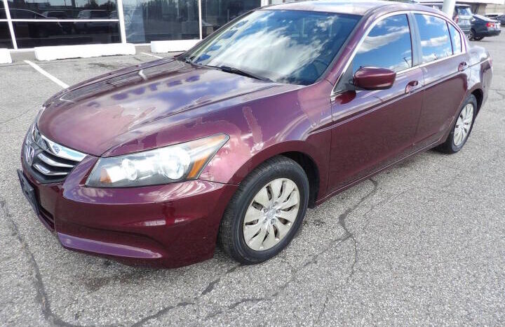 
2012 Honda Accord LX Sedan full									