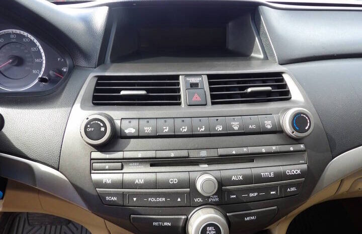 
2012 Honda Accord LX Sedan full									