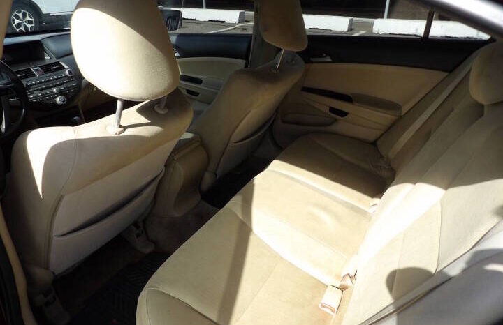 
2012 Honda Accord LX Sedan full									