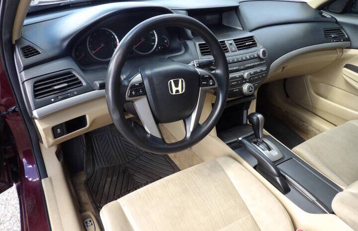
2012 Honda Accord LX Sedan full									