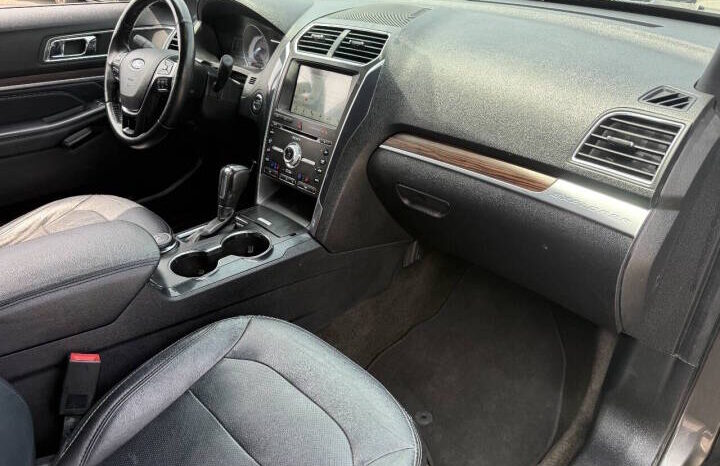 
								2018 Ford Explorer full									