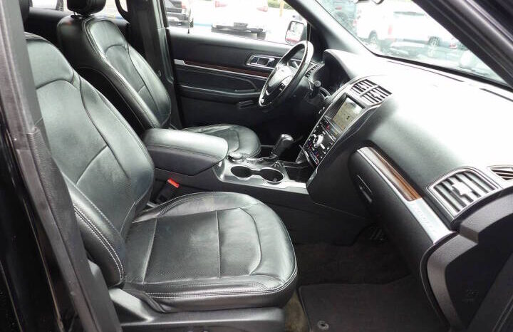 
								2018 Ford Explorer full									