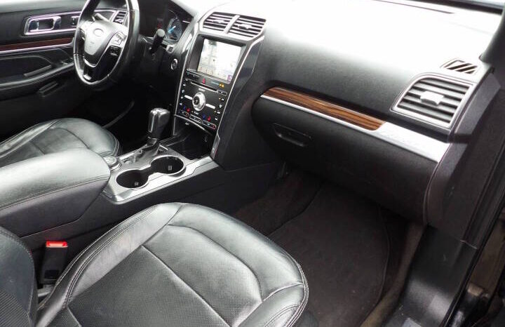
								2018 Ford Explorer full									