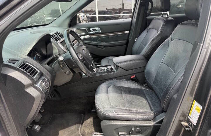 
								2018 Ford Explorer full									