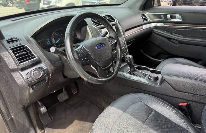 
								2018 Ford Explorer full									