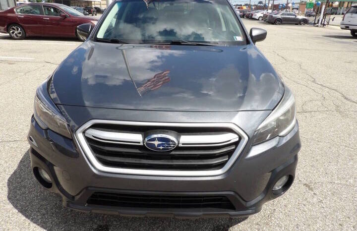 
								2018 Subaru Outback full									