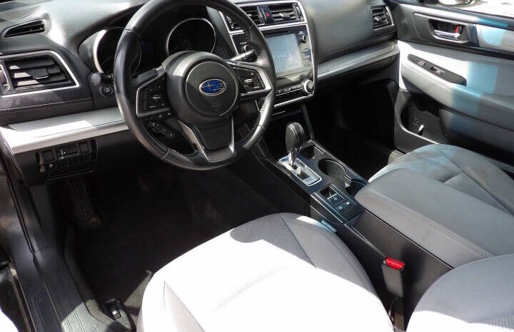 
								2018 Subaru Outback full									