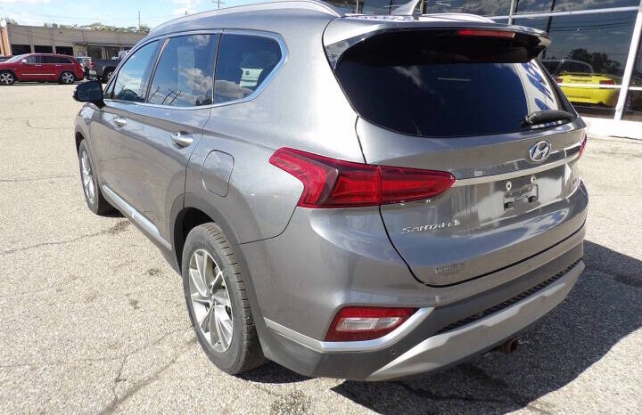 
2019 Hyundai SANTA FE Ultimate 2.4L SUV full									