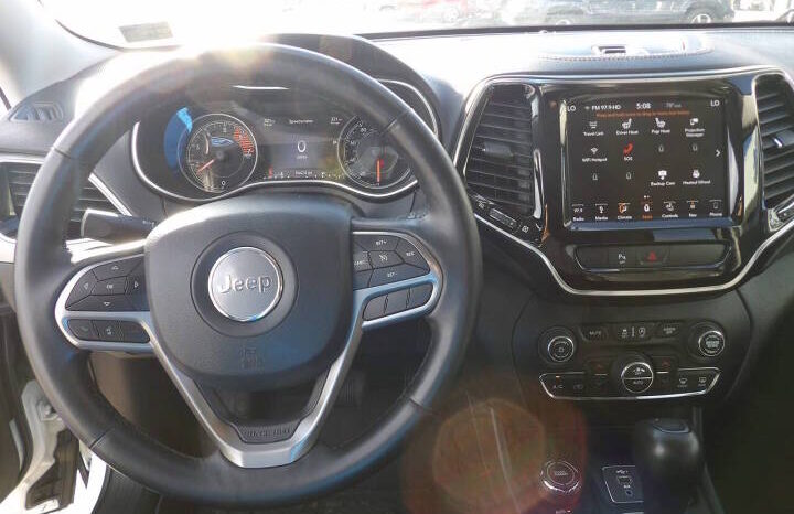 
2019 Jeep Cherokee Limited SUV full									