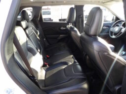 
2019 Jeep Cherokee Limited SUV full									
