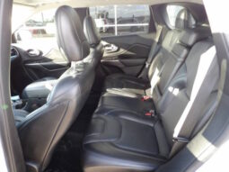 
2019 Jeep Cherokee Limited SUV full									