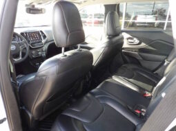 
2019 Jeep Cherokee Limited SUV full									