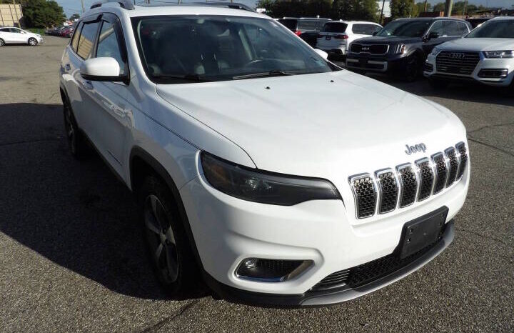 
2019 Jeep Cherokee Limited SUV full									