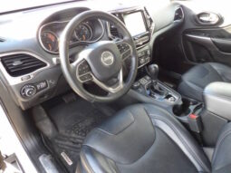 
2019 Jeep Cherokee Limited SUV full									