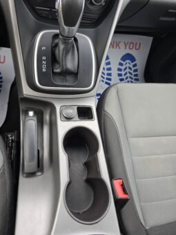 
2014 Ford Escape SE full									