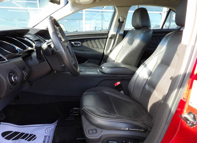 
2012 Ford Taurus Limited Sedan full									