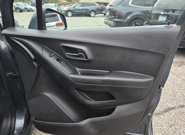 
								2016 Chevrolet Trax LT Crossover full									