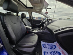 2014 Ford Focus Titanium Sedan full