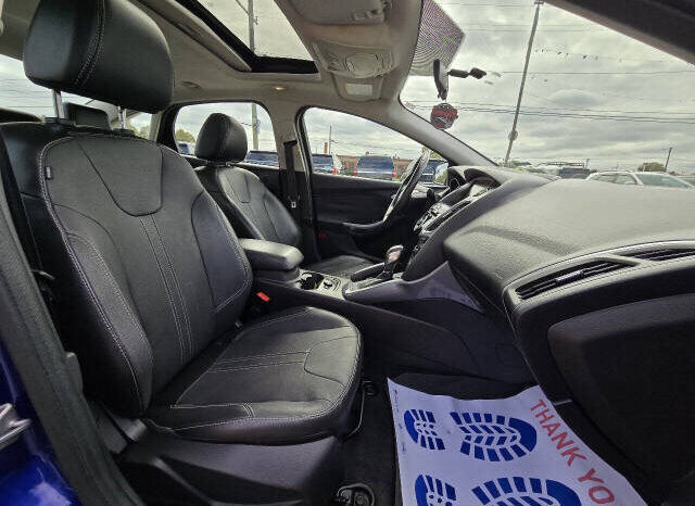 
								2014 Ford Focus Titanium Sedan full									