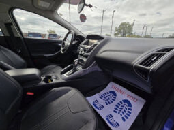 2014 Ford Focus Titanium Sedan full